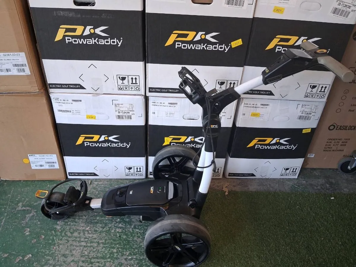 Powakaddy FX3 and new battery - Image 3