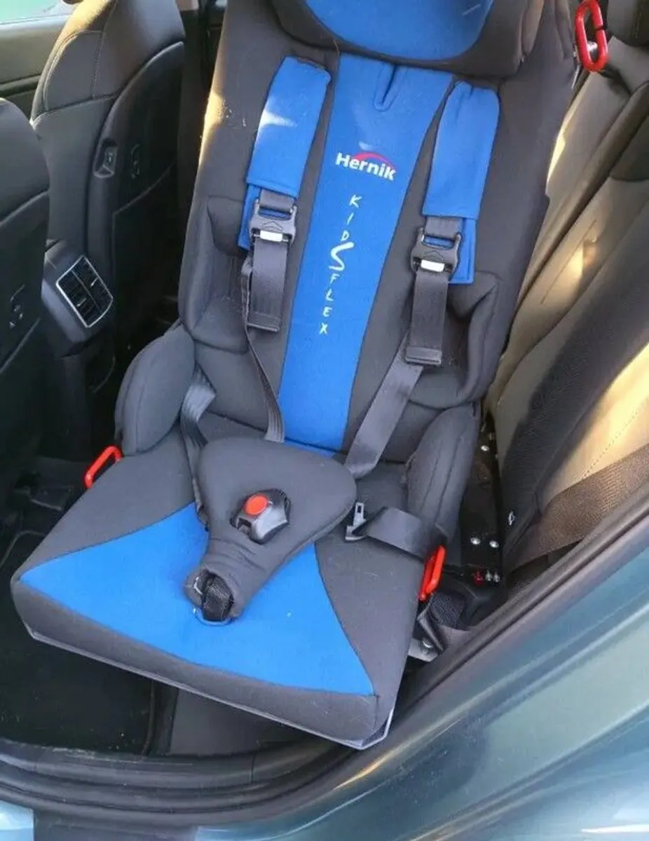 Big kid special needs car seat - Image 2