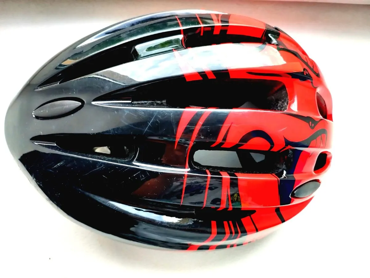 Bike helmet - Image 1