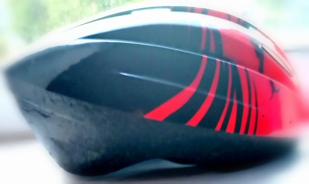 Bike helmet - Image 2