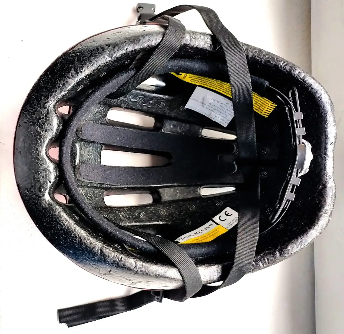Bike helmet - Image 3