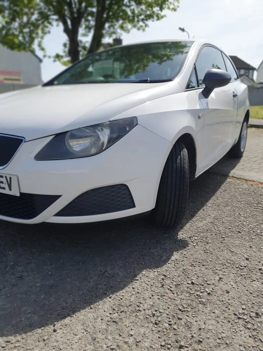SEAT IBIZA 2010 £2200 - Image 2