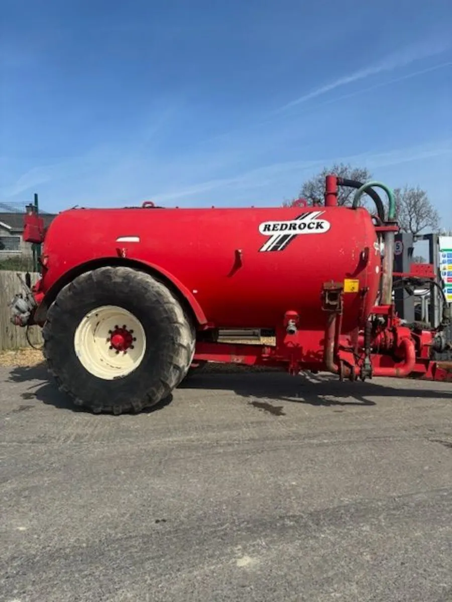 2050 Gallon Redrock Slurry Tank - Image 1
