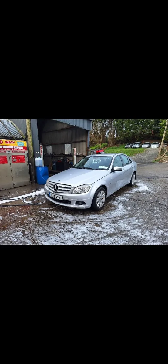 Mercedes C220 NEEDS ENGINE - Image 4