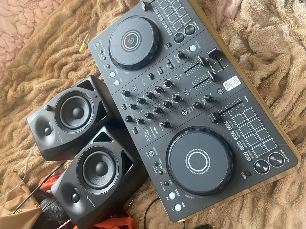 DDJ-FLX4 - 2-channel DJ controller - Bundle - Image 2