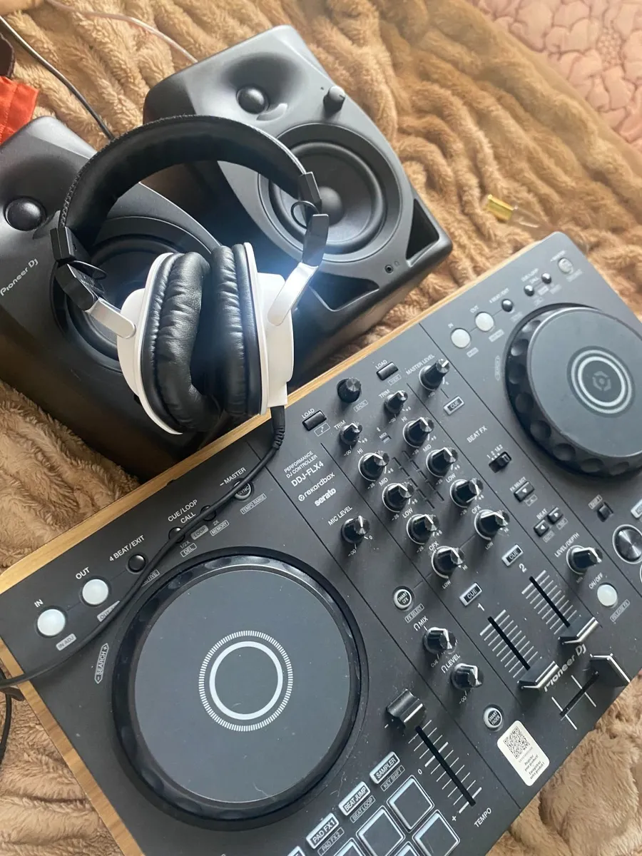 DDJ-FLX4 - 2-channel DJ controller - Bundle - Image 4