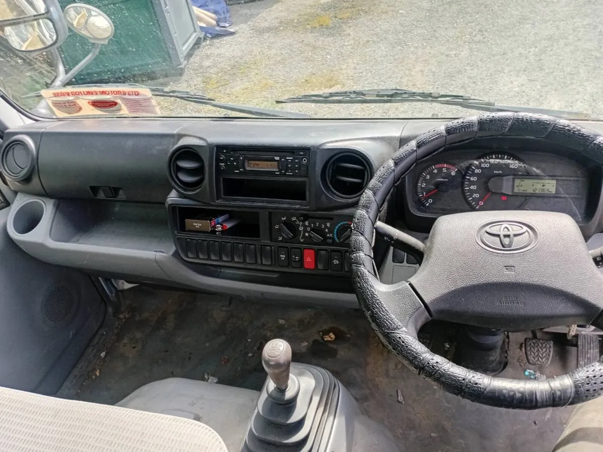 Toyota dyna - Image 3