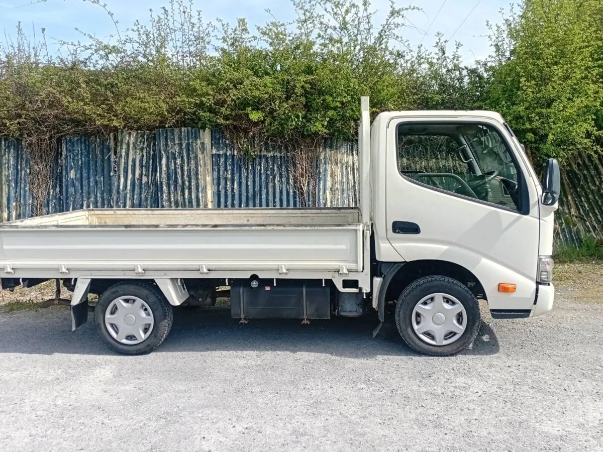 Toyota dyna - Image 1