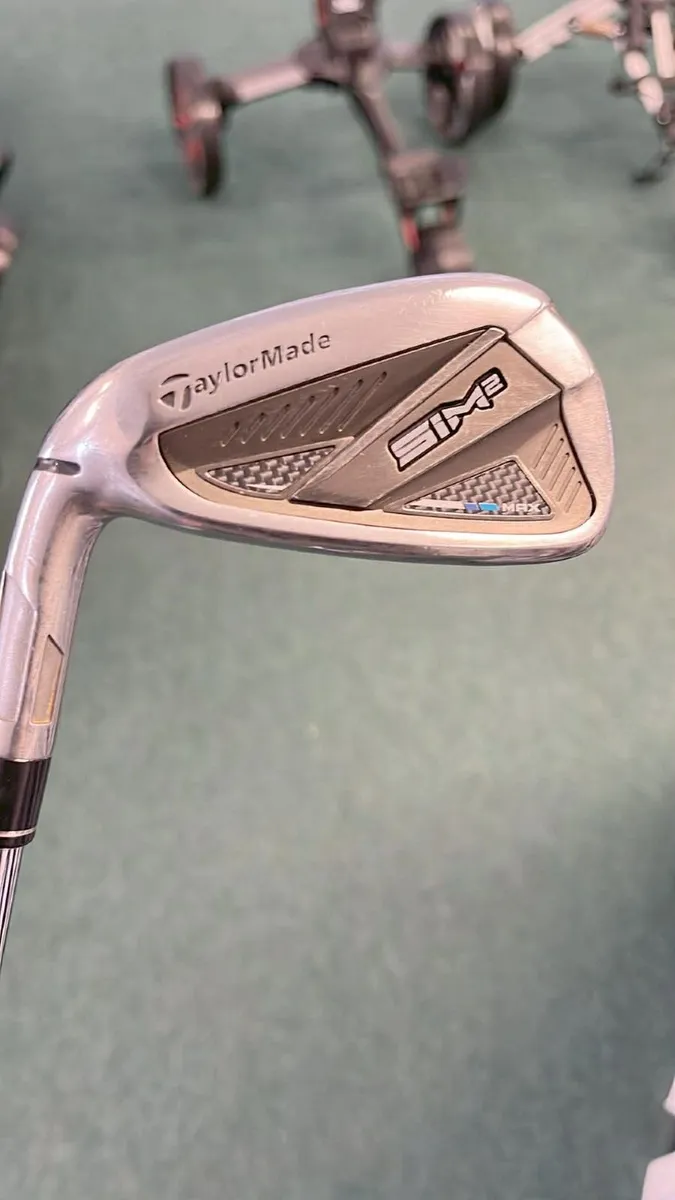 Taylormade SIM2 LEFT HAND 5-SW KBS Regular €445 - Image 4