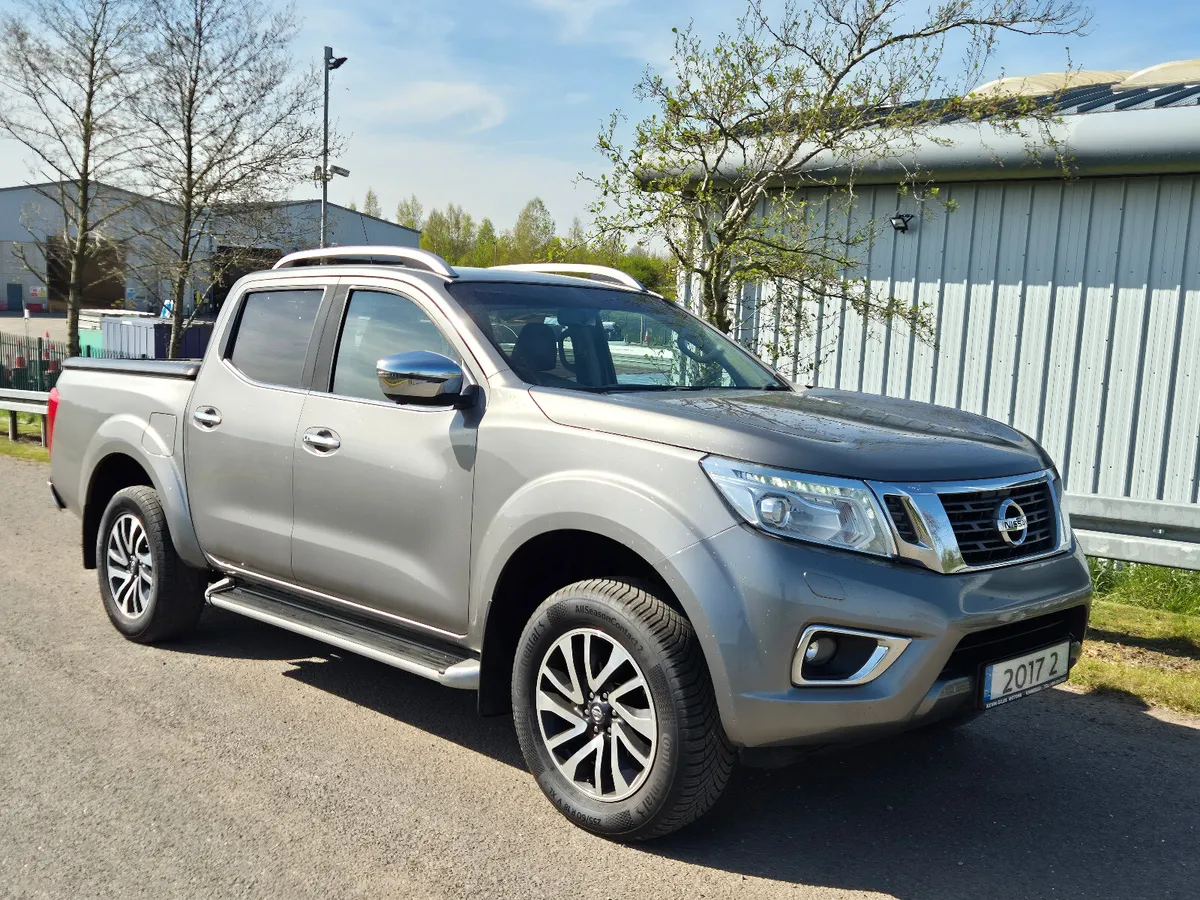 Nissan Navara  TEKNA DCI AUTO 4X4 - Image 3