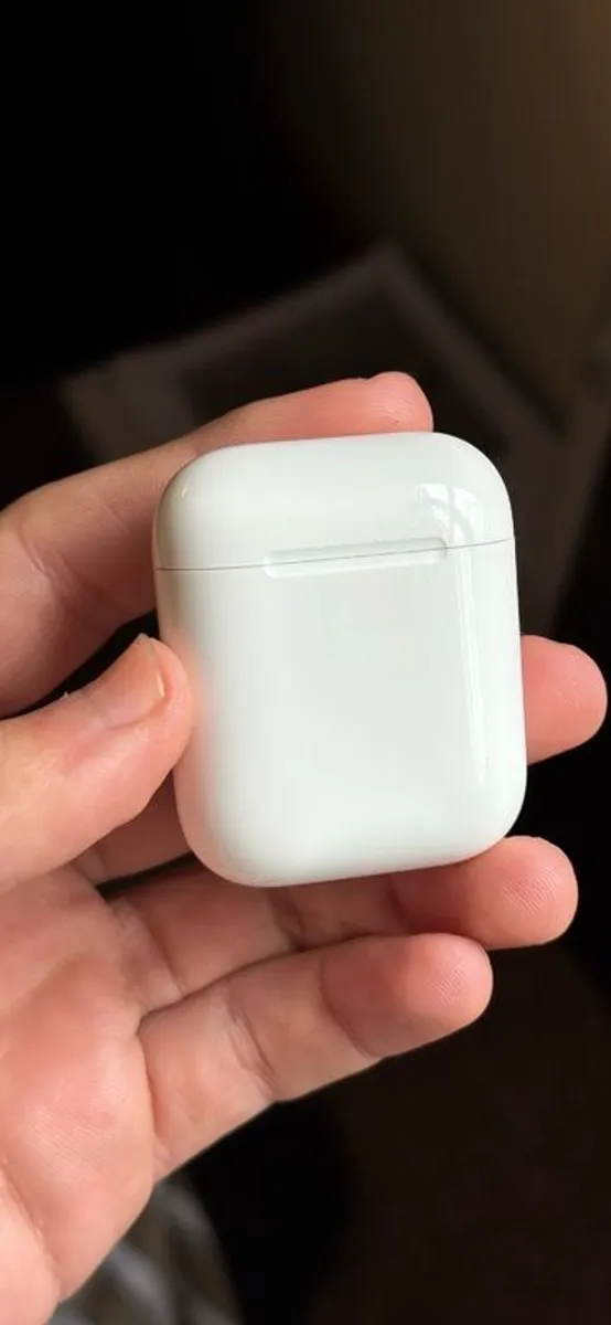 Apple AirPods 2 - Great condition - Full box - Image 4
