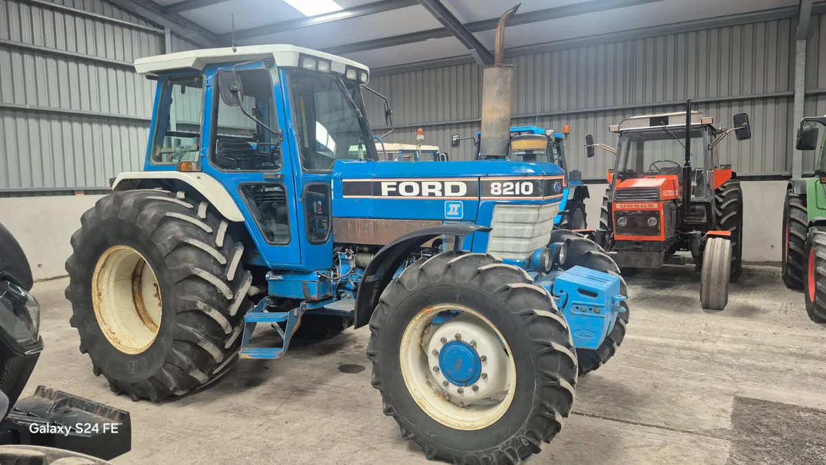 FORD 8210 - Image 4