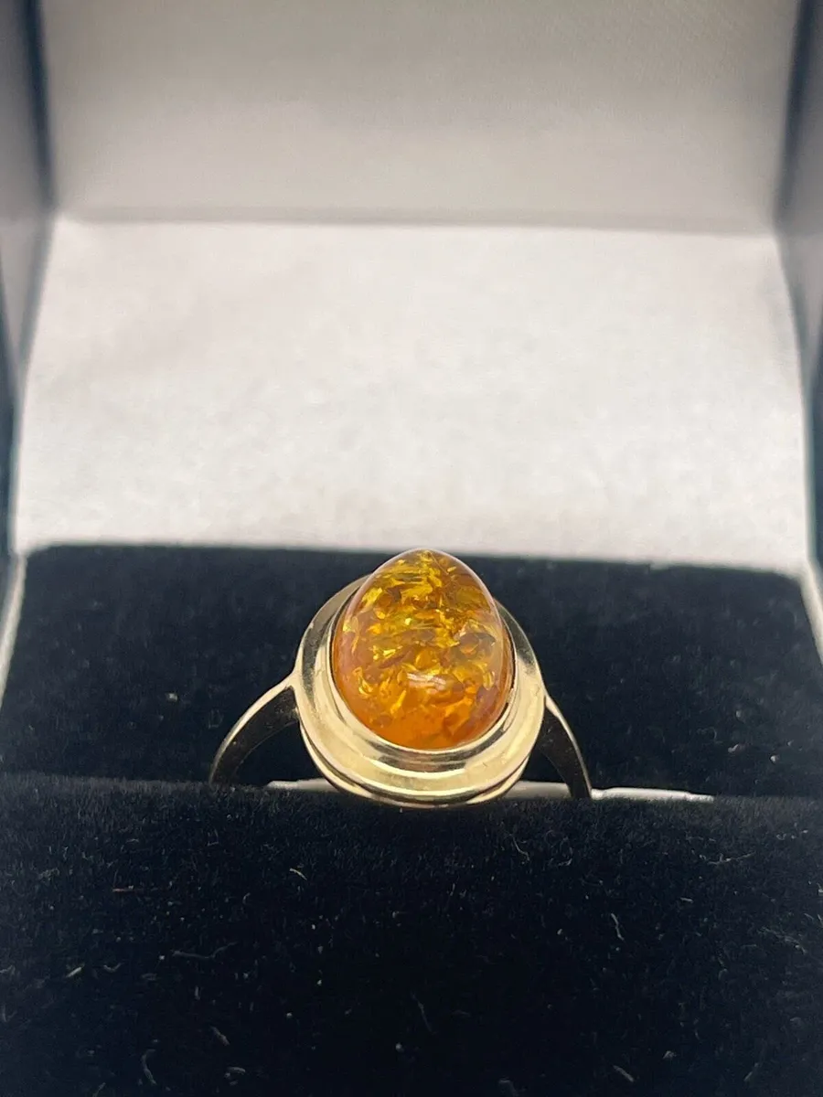 14k gold amber ring. - Image 1