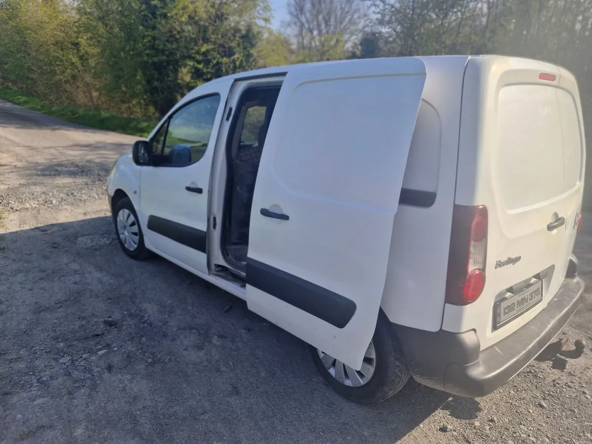 CITROEN BERLINGO , TAXED , DOE , 3 SEATS - Image 4