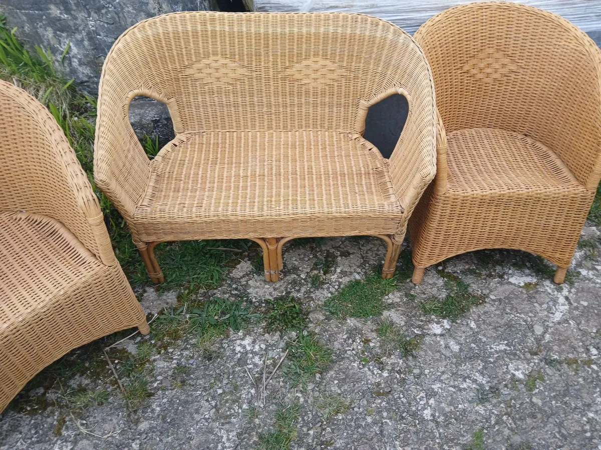 Patio chairs 💺 💺 💺....Caine...new lot ot (3).. - Image 2