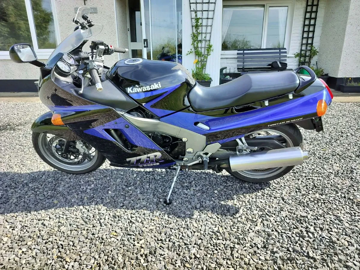 Kawasaki ZZR 1100 c 1990 - Image 1