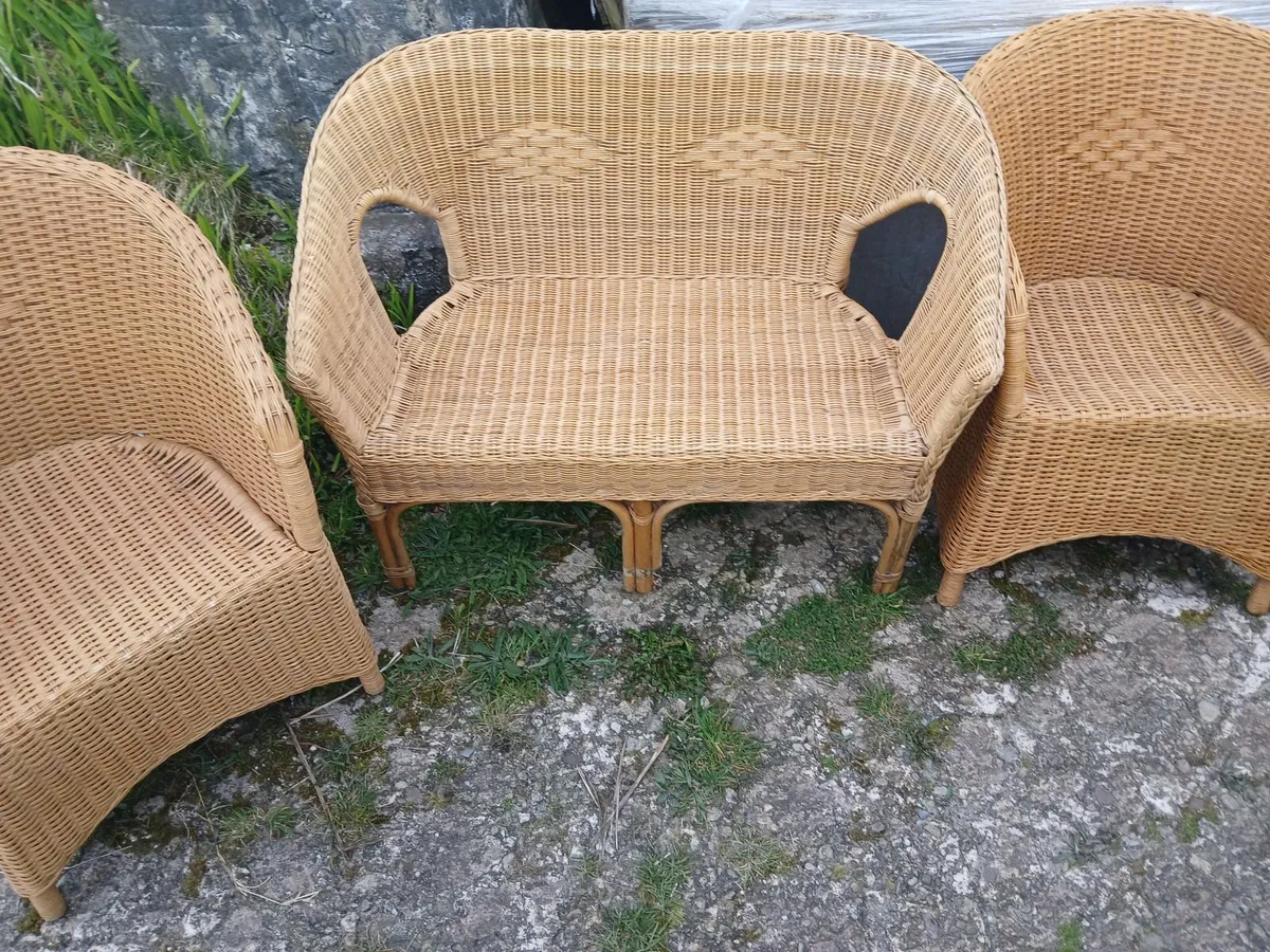 Patio chairs 💺 💺 💺....Caine...new lot ot (3).. - Image 3