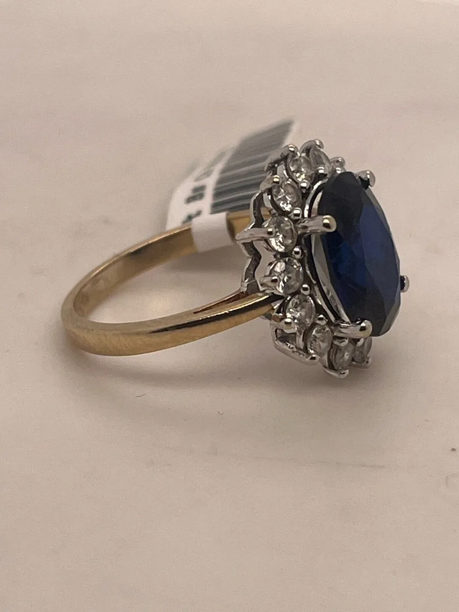 Second-hand 9k gold blue stone cz ring. Approx 4.5 - Image 1