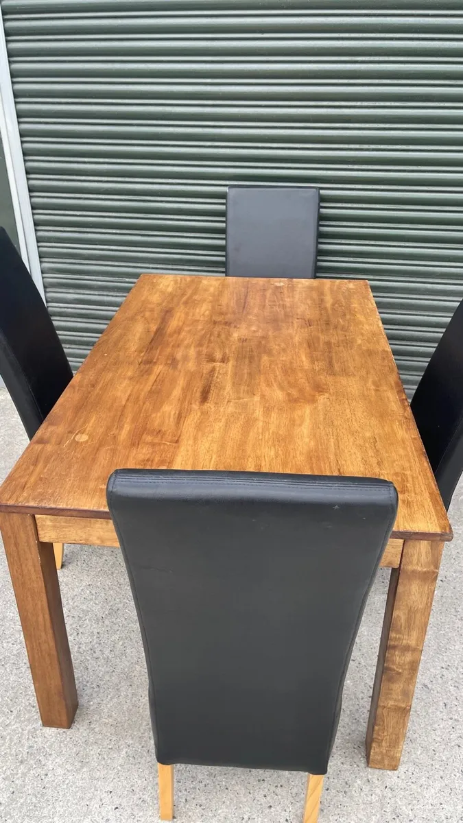 Dining table with chairs - Image 2