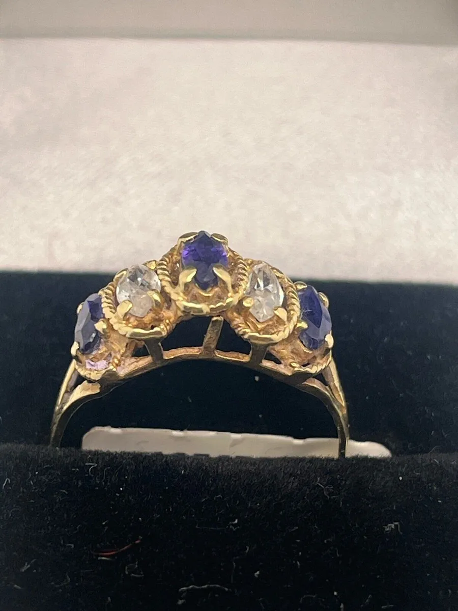 10k gold purple stone cz ring. - Image 1