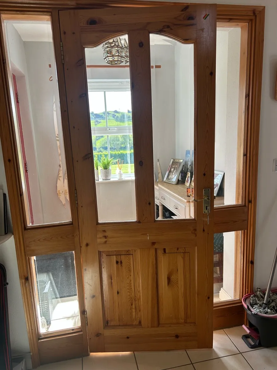 Internal doors - Image 1