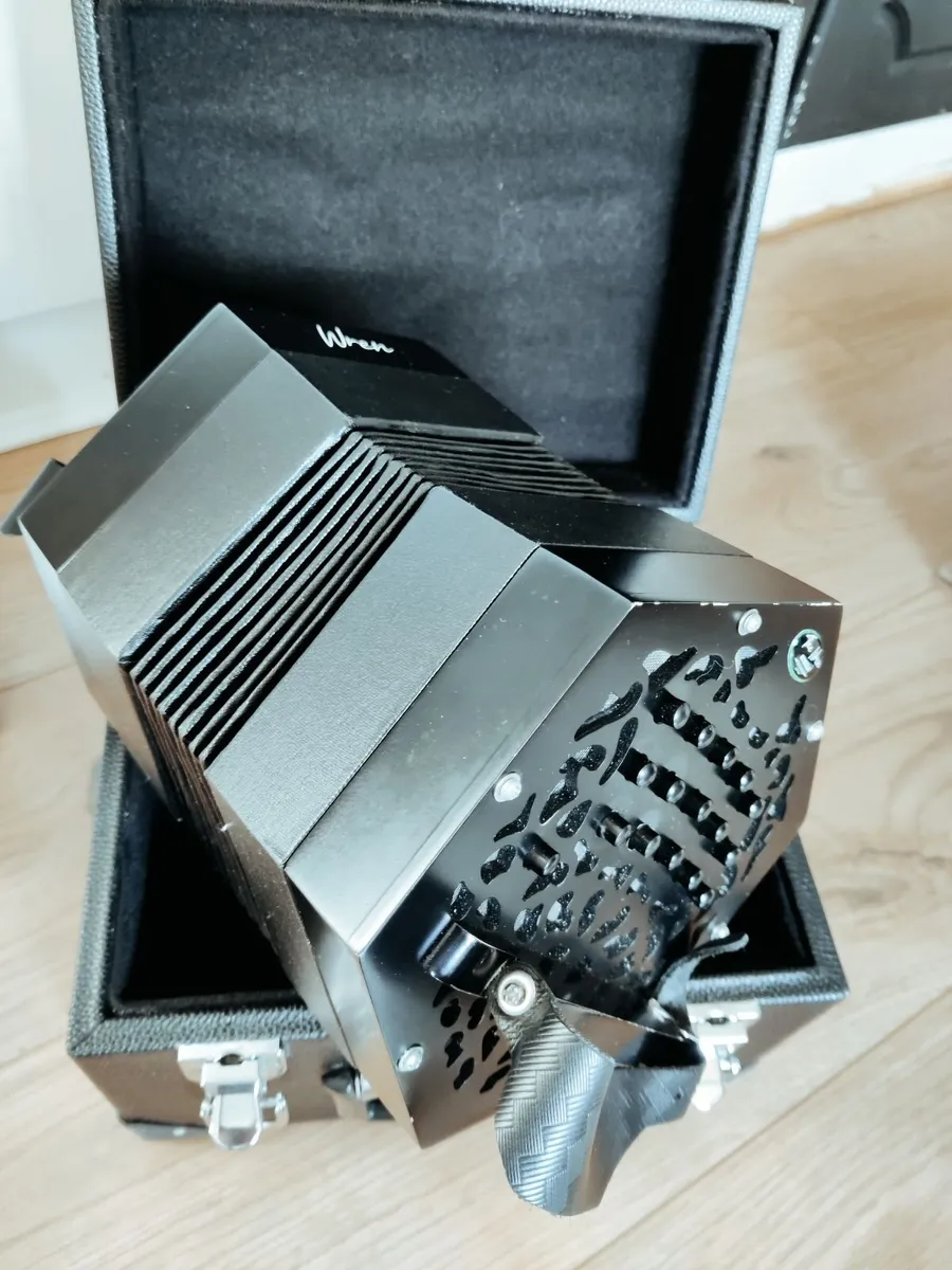 McNeela Wren Concertina