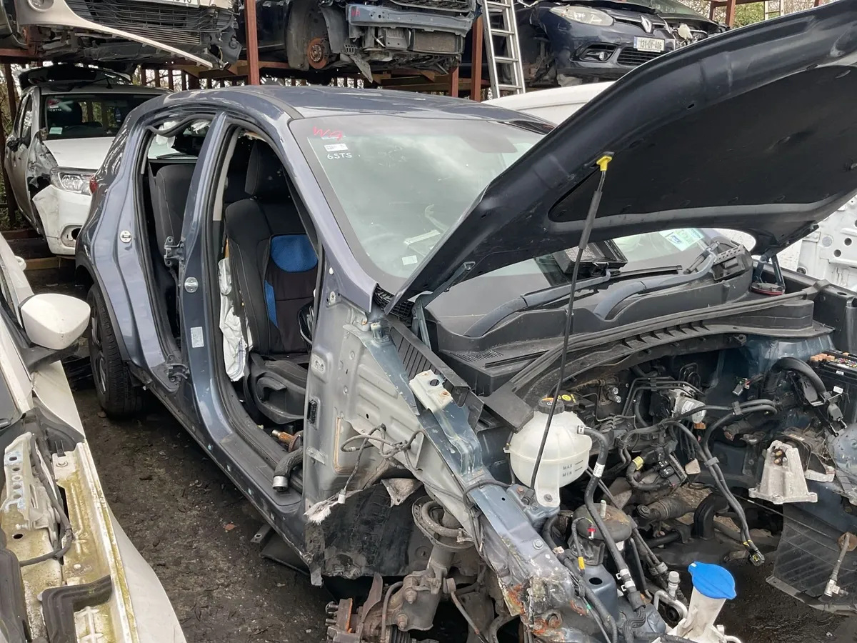 End of Life Vehicle Auction - Image 4