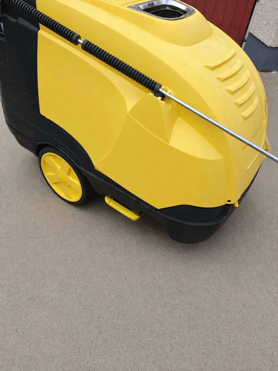 Karcher pressure washer - Image 1