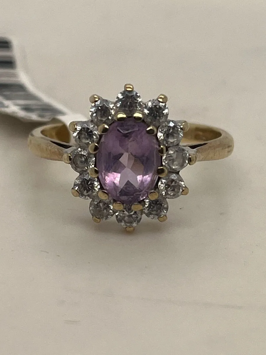 9k gold purple stone cz ring. - Image 1