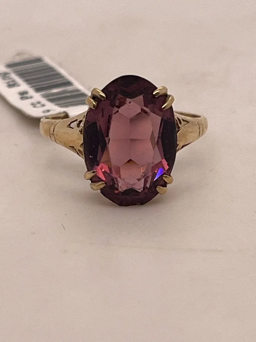 9k gold purple stone ring. - Image 1