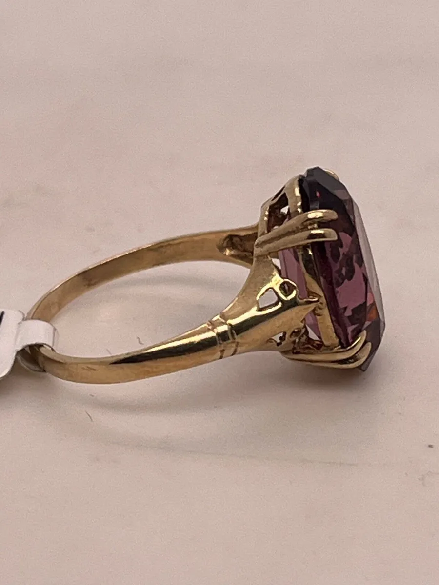 9k gold purple stone ring. - Image 4
