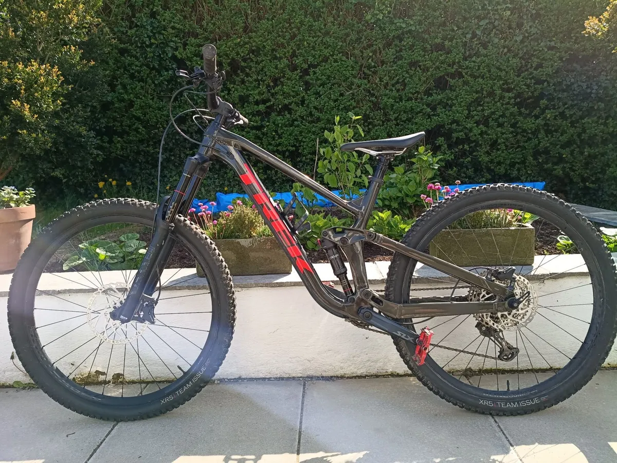 Trek Slash 7 (2022) - Image 4