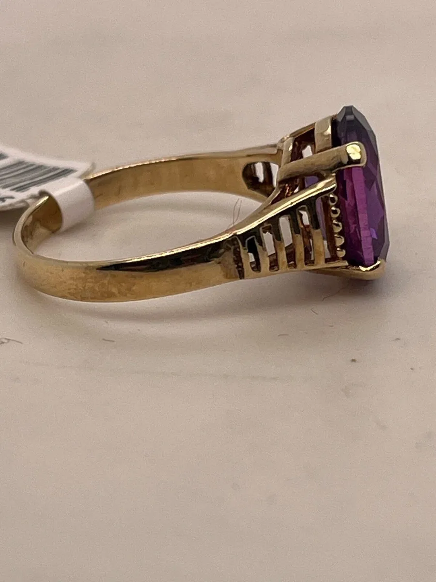 9k gold purple stone ring. - Image 3