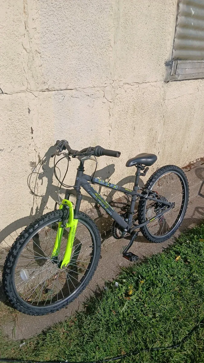 Boys mountain bike - Image 2