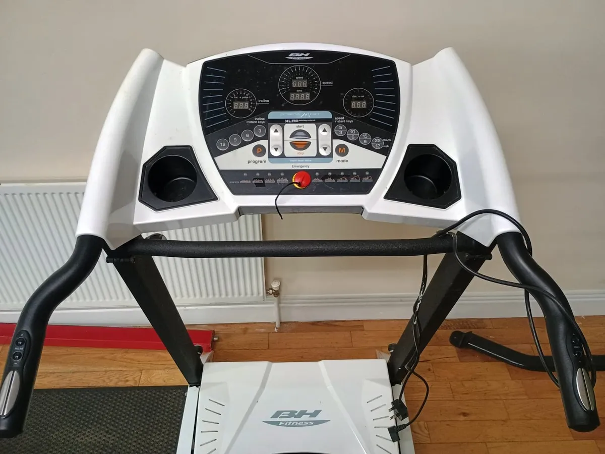 Treadmill €100 - Image 4