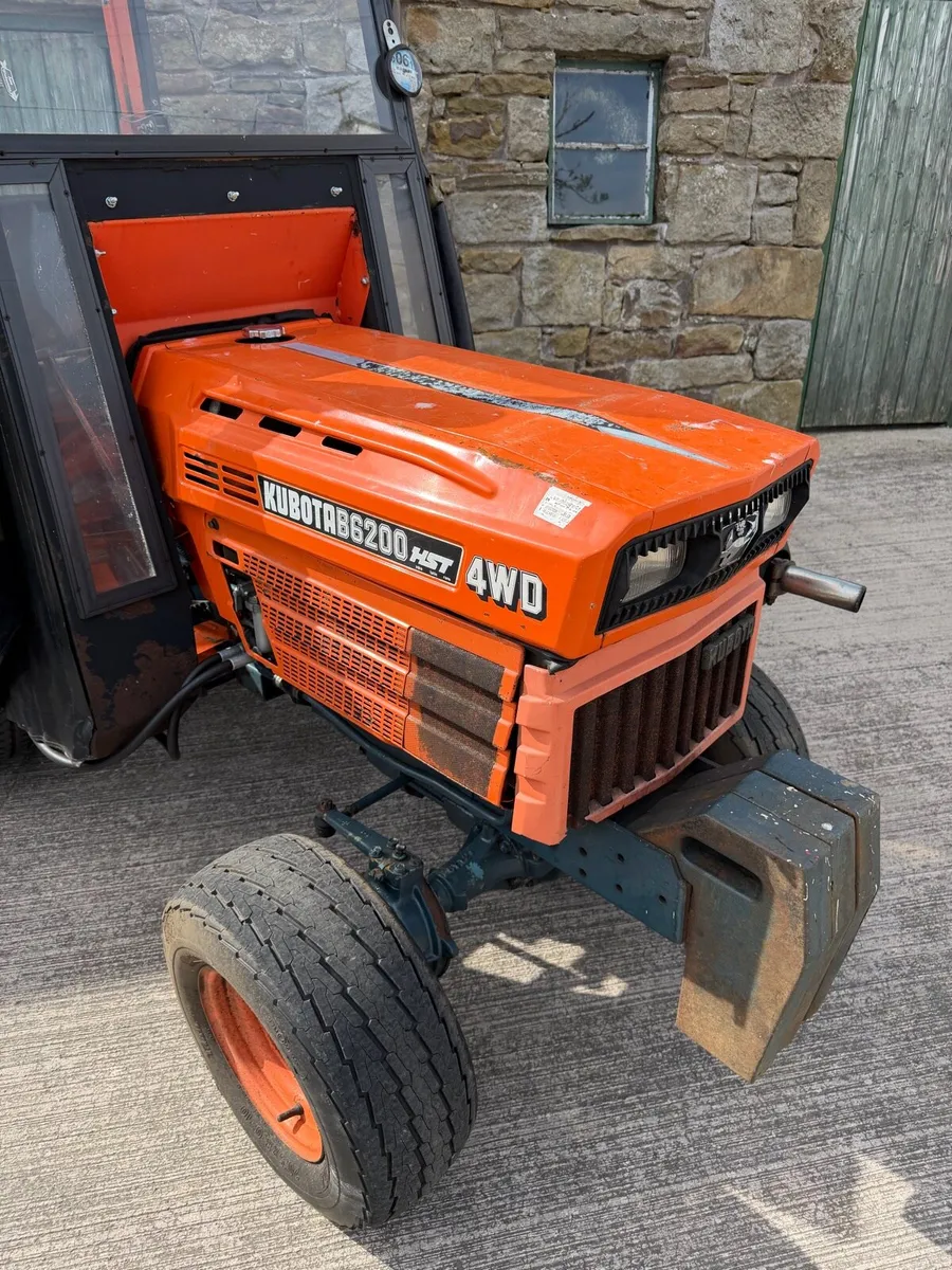 Kubota B6200 - Image 2