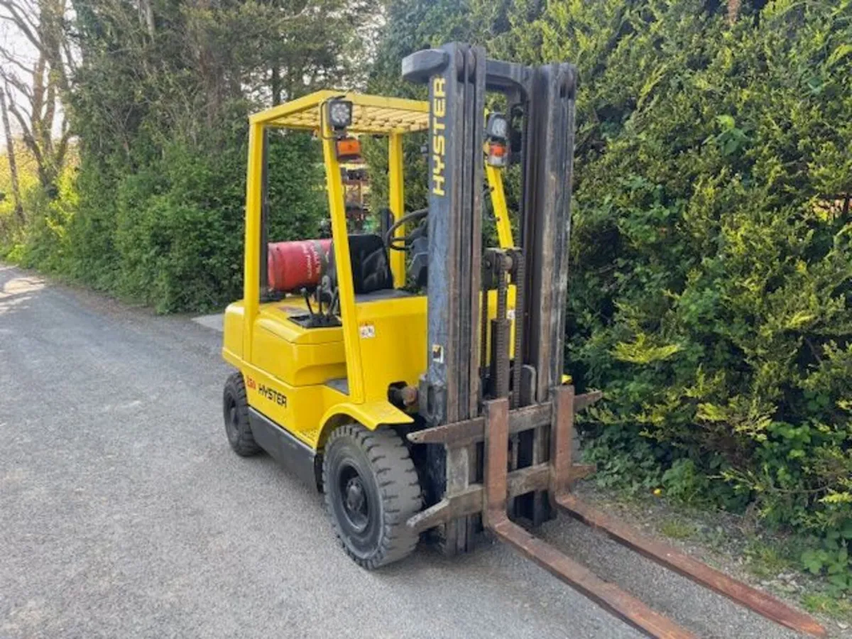Gas Forklifts - Image 2
