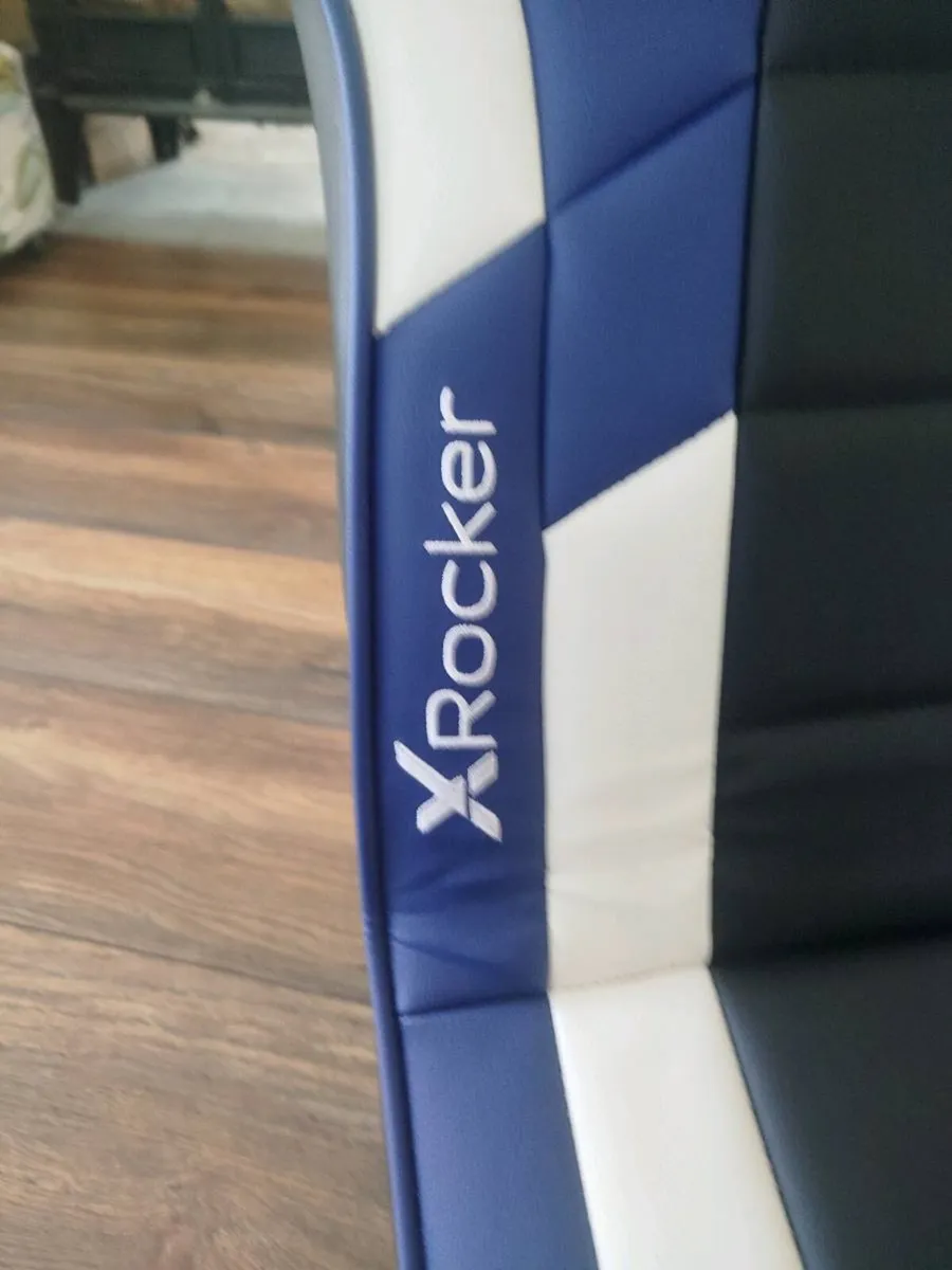 X Rocker gaming chair - Image 4