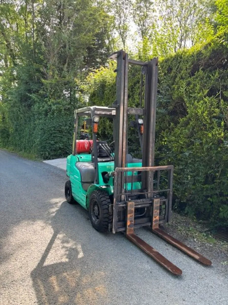 Gas Forklifts - Image 4