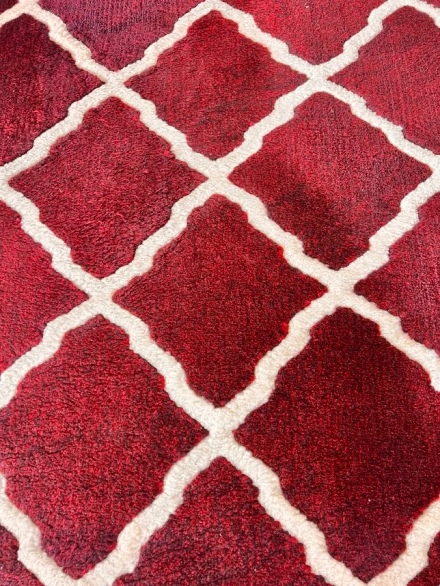 Toscana Hall / Stair Runner – Red Diamond Pattern - Image 3