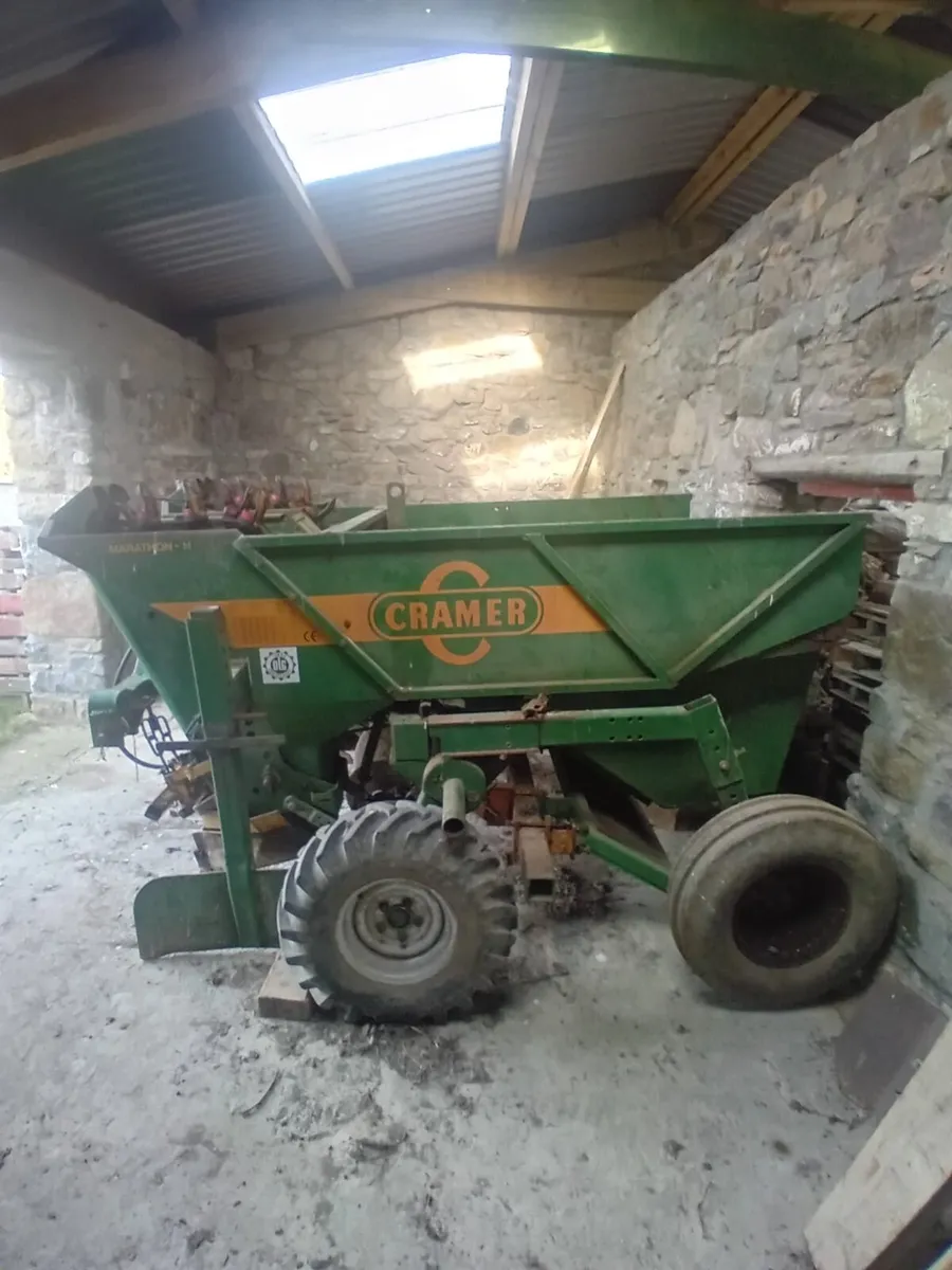 Cramer Potatoe planter - Image 2
