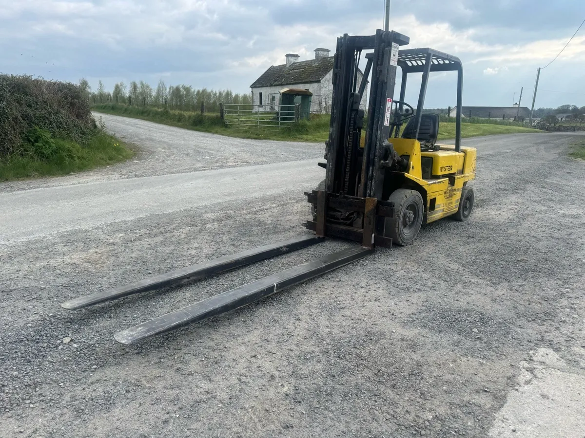 Forklift €3950 - Image 2