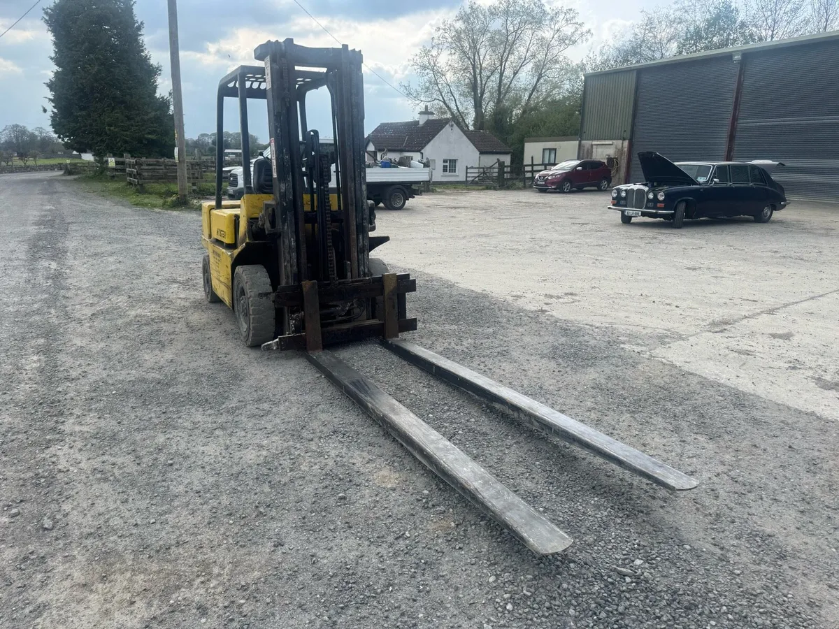Forklift €3950 - Image 4