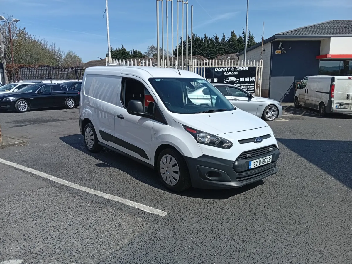 2018 ford transit connect only 111,000 kms - Image 1
