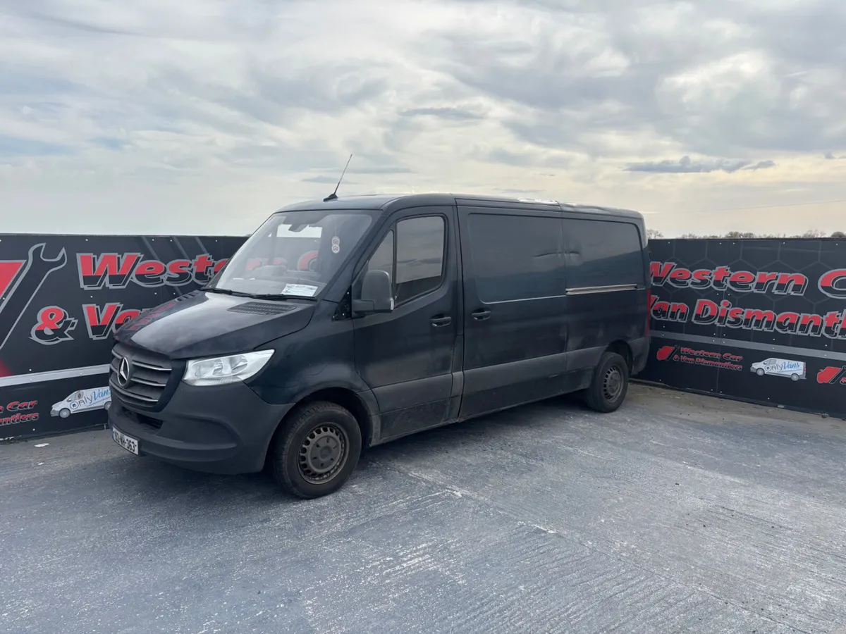 202 Mercedes sprinter 211 for dismantling