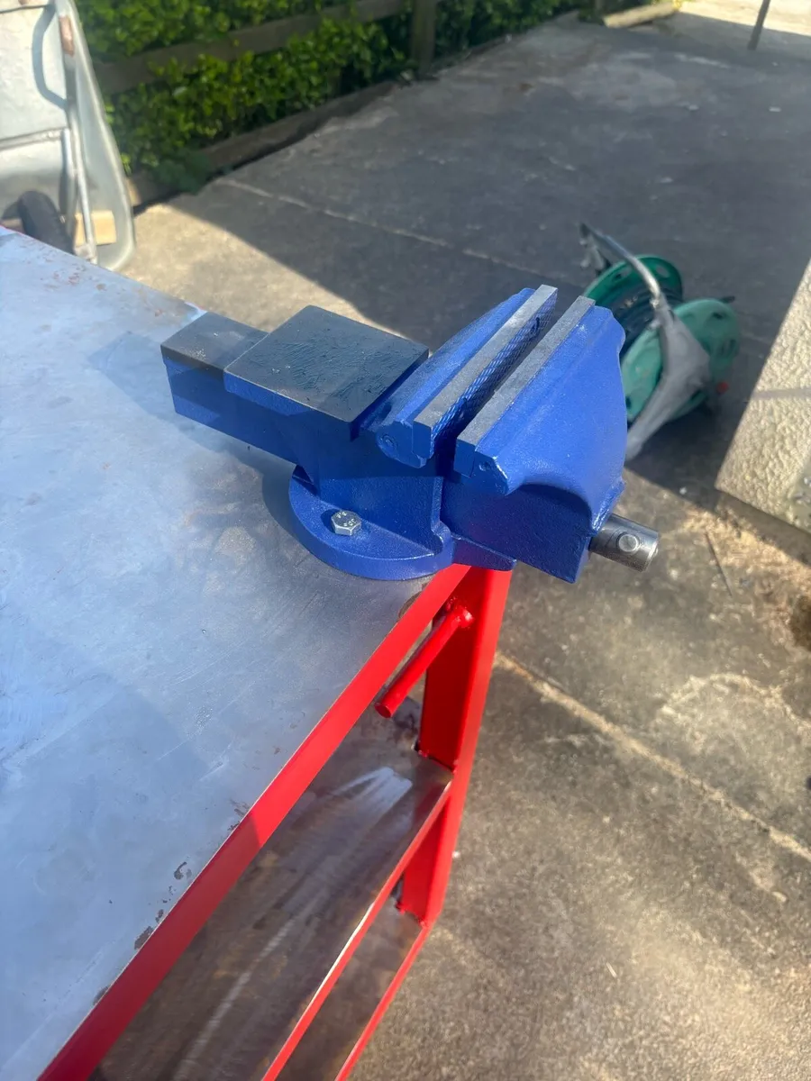 We Heavy duty custom work bench price on request - Image 4