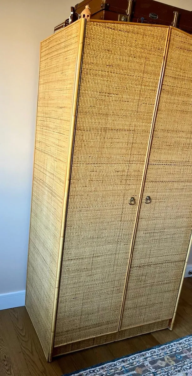 CANE / WICKER BEDROOM FURNITURE - Image 1