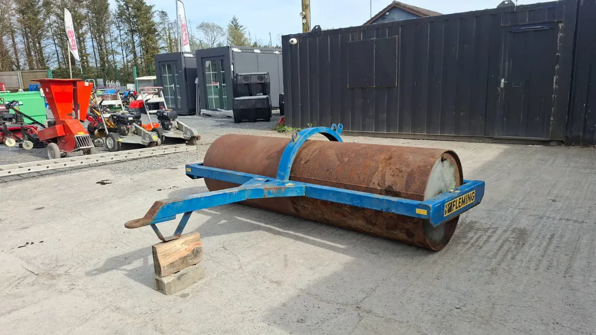 Fleming 8ft Land Roller - Image 3