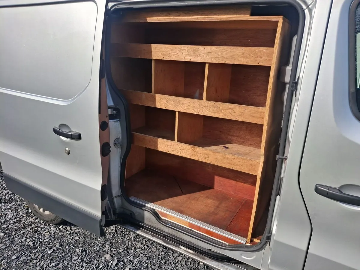 Renault Trafic Sport 2018 LWB - Image 4