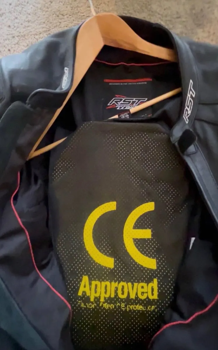 Motorcycle one piece suit - Image 4